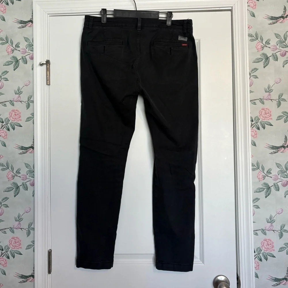 EUC Levi's Levi's XX Chino Standard Taper Pants Size 34x32
